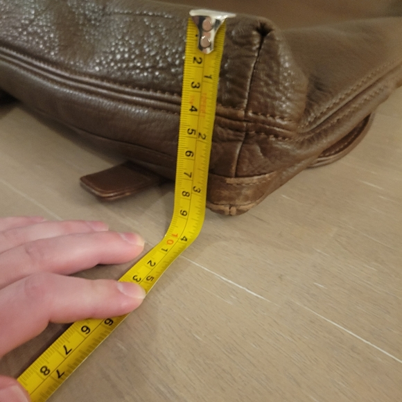 Michael Kors Brown Leather Shoulder Bag - Picture 14 of 16